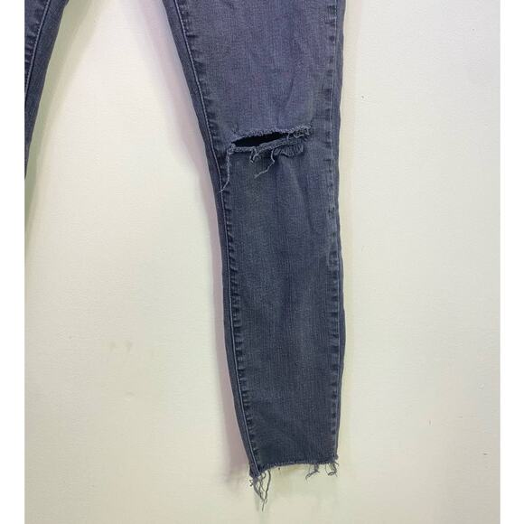 Madewell Raw hem Distressed Curvy High Rise Skinny 28 Jeans - Picture 6 of 7